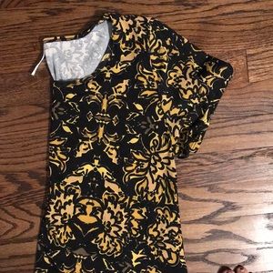 Lularoe classic tee